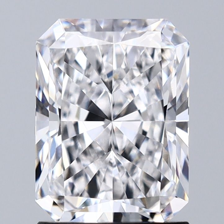 1.58 ct. radiant Lab Grown Diamond front image
