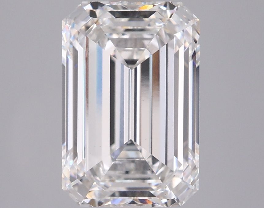 3.04 ct. emerald Lab Grown Diamond front image