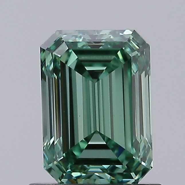 1.02 ct Emerald diamond