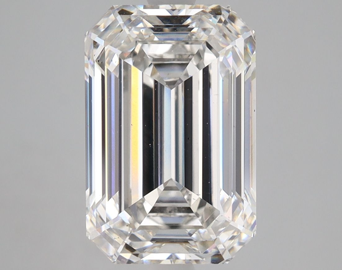 4.42 ct. emerald Lab Grown Diamond front image