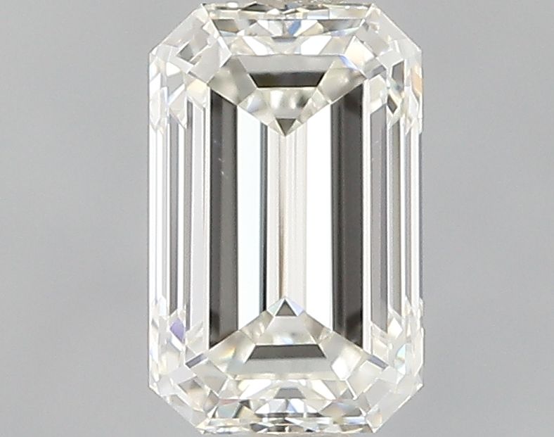 0.91 ct Emerald diamond