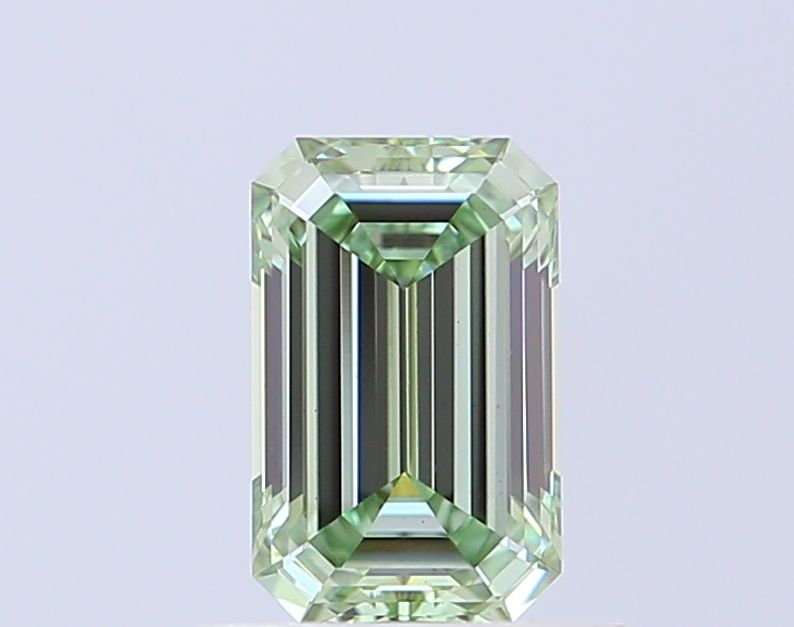 0.94 ct Emerald diamond