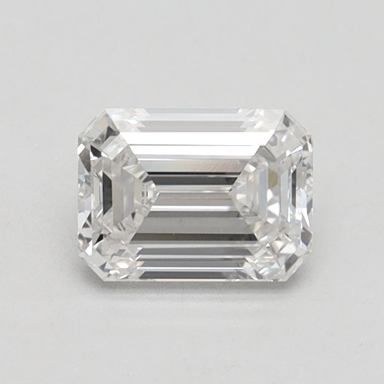 0.90 ct Emerald diamond