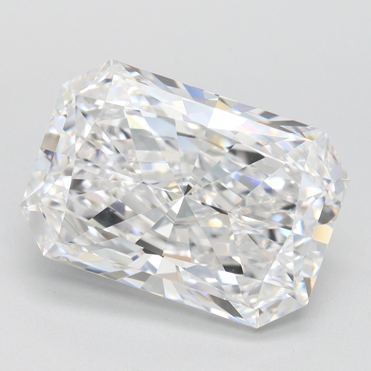 4.40 ct. radiant Lab Grown Diamond front image