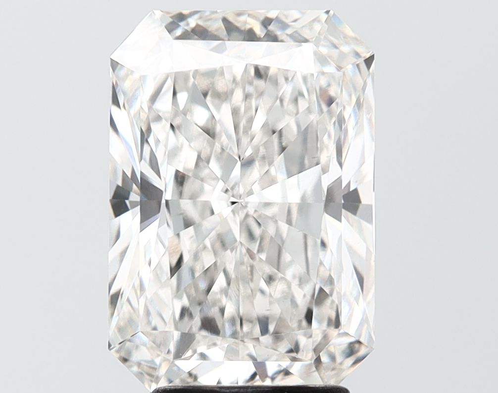 4.05 ct. radiant Lab Grown Diamond front image
