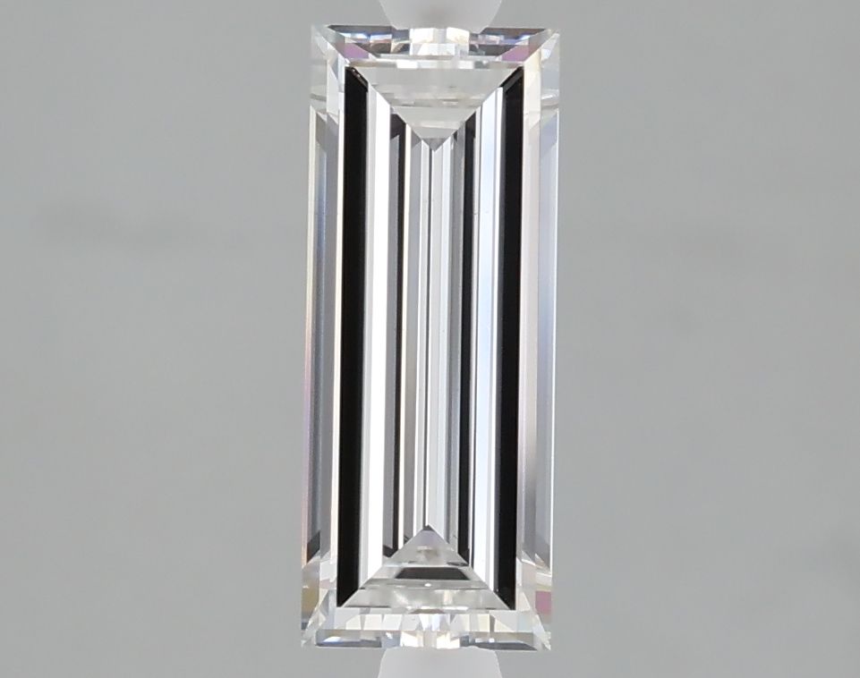 1.06 ct lab-grown Baguette Diamond
