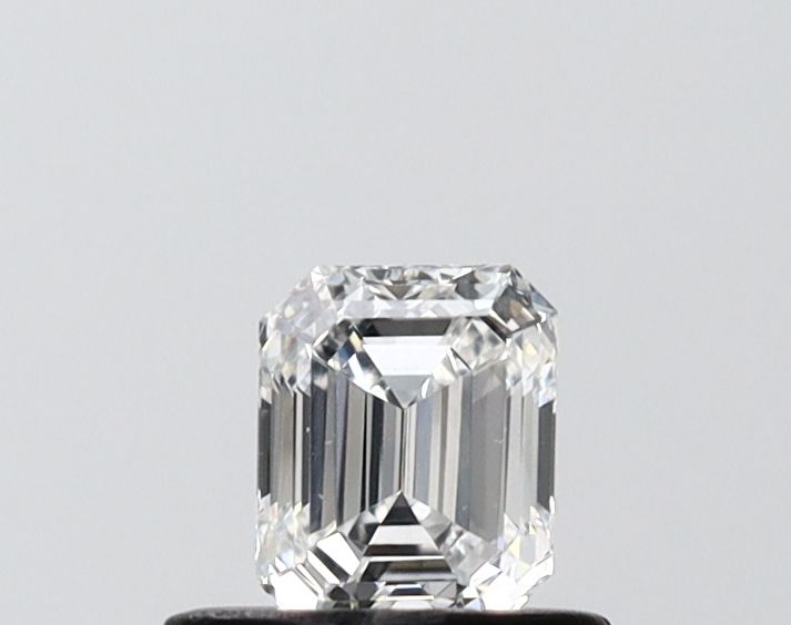 0.51 ct. emerald Lab Grown Diamond front image