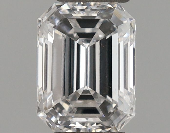 0.39 ct lab-grown Emerald Diamond