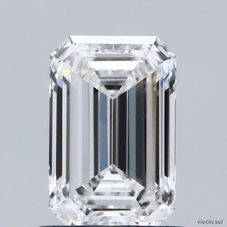 1.04 ct. emerald Lab Grown Diamond front image