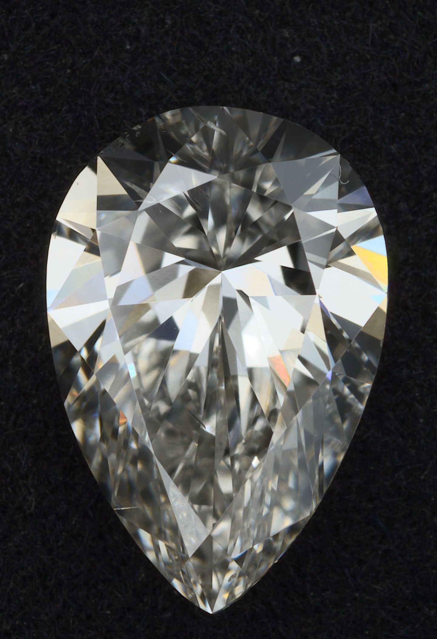 1.04 ct. pear Lab Grown Diamond front image