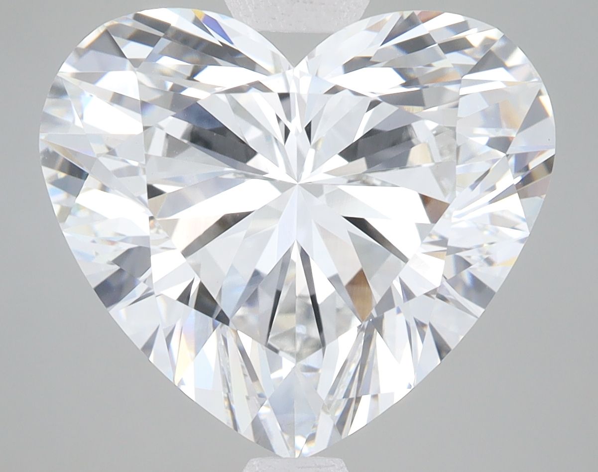 7.08 ct. heart Lab Grown Diamond front image