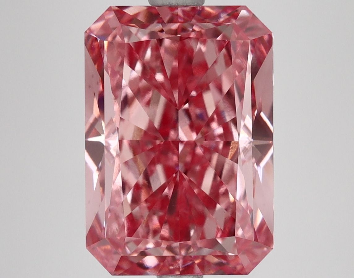 5.61 ct. radiant Lab Grown Diamond front image