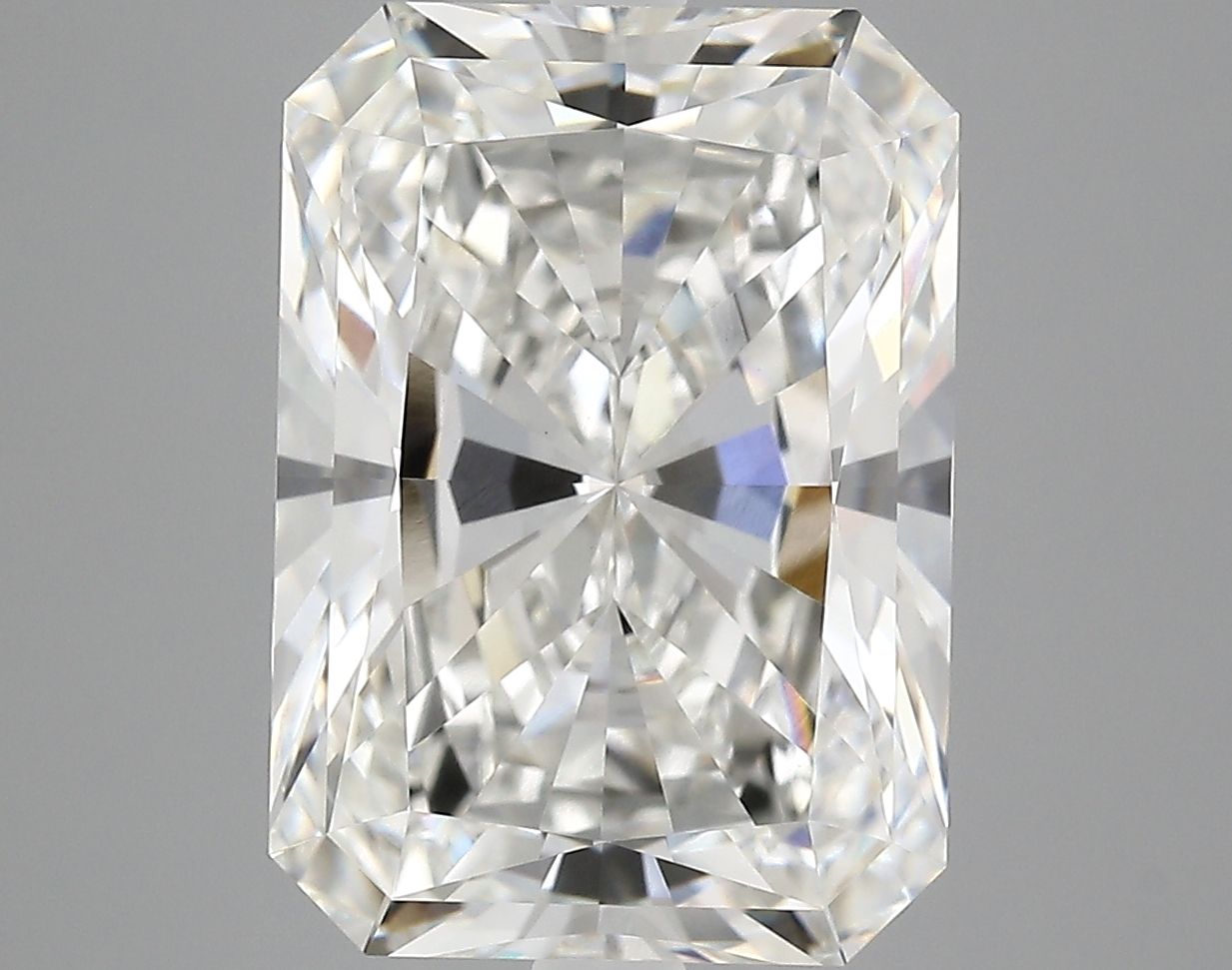 7.37 ct. radiant Lab Grown Diamond front image