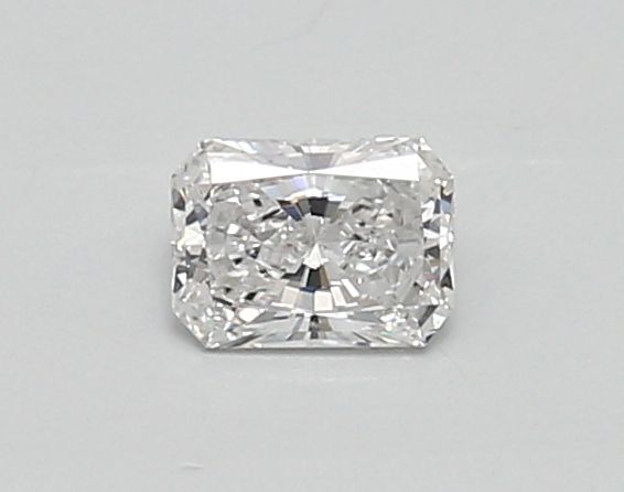 0.34 ct lab-grown Radiant Diamond