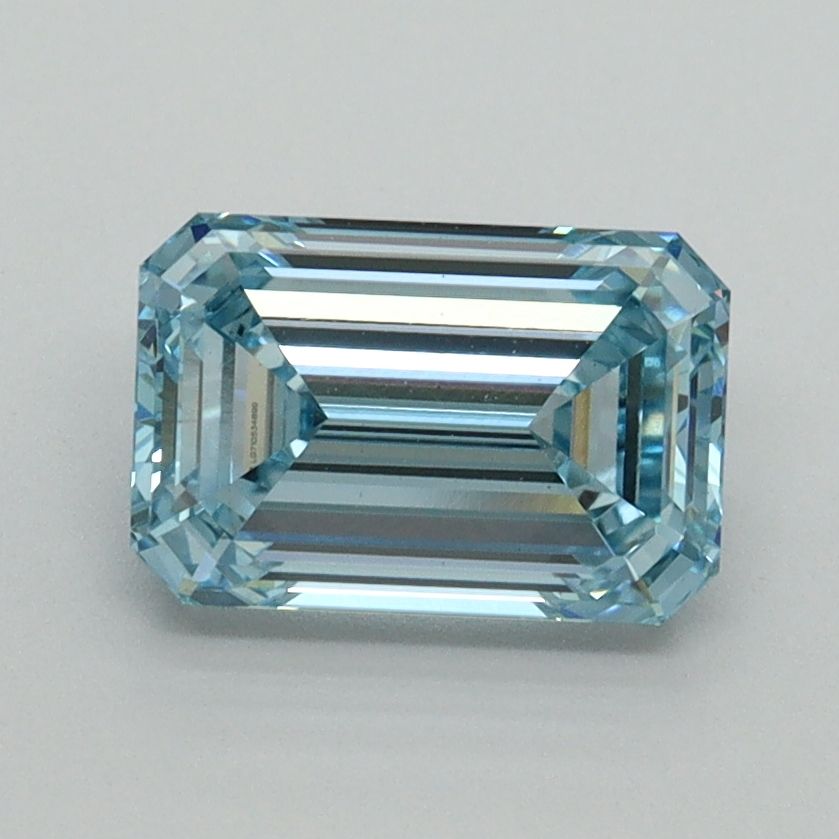 1.53 ct. emerald Lab Grown Diamond front image