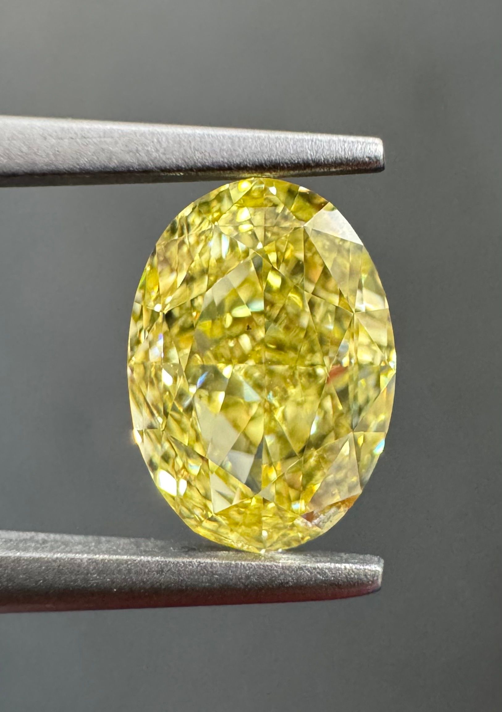 1.54 ct Oval diamond