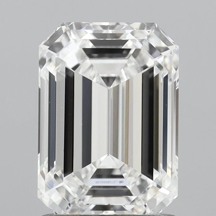 1.53 ct. emerald Lab Grown Diamond front image