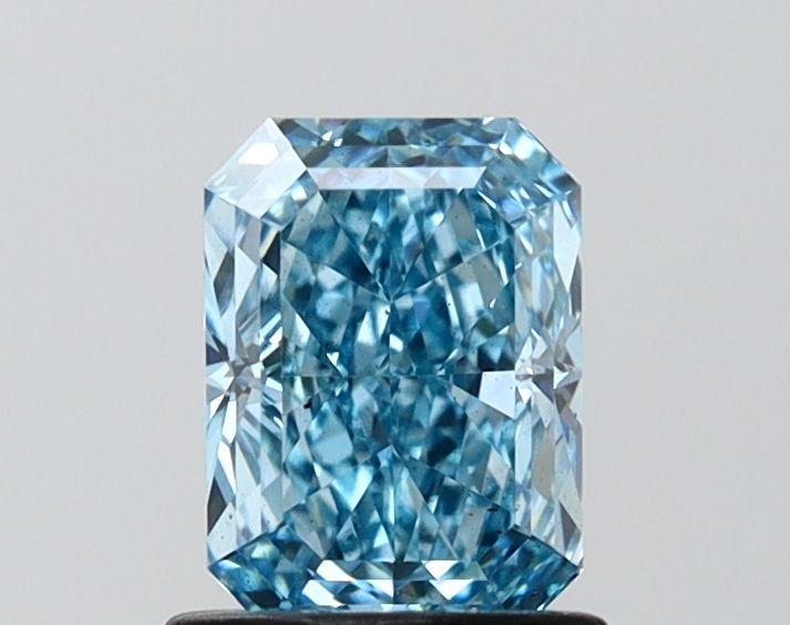 1.05 ct lab-grown Radiant Diamond