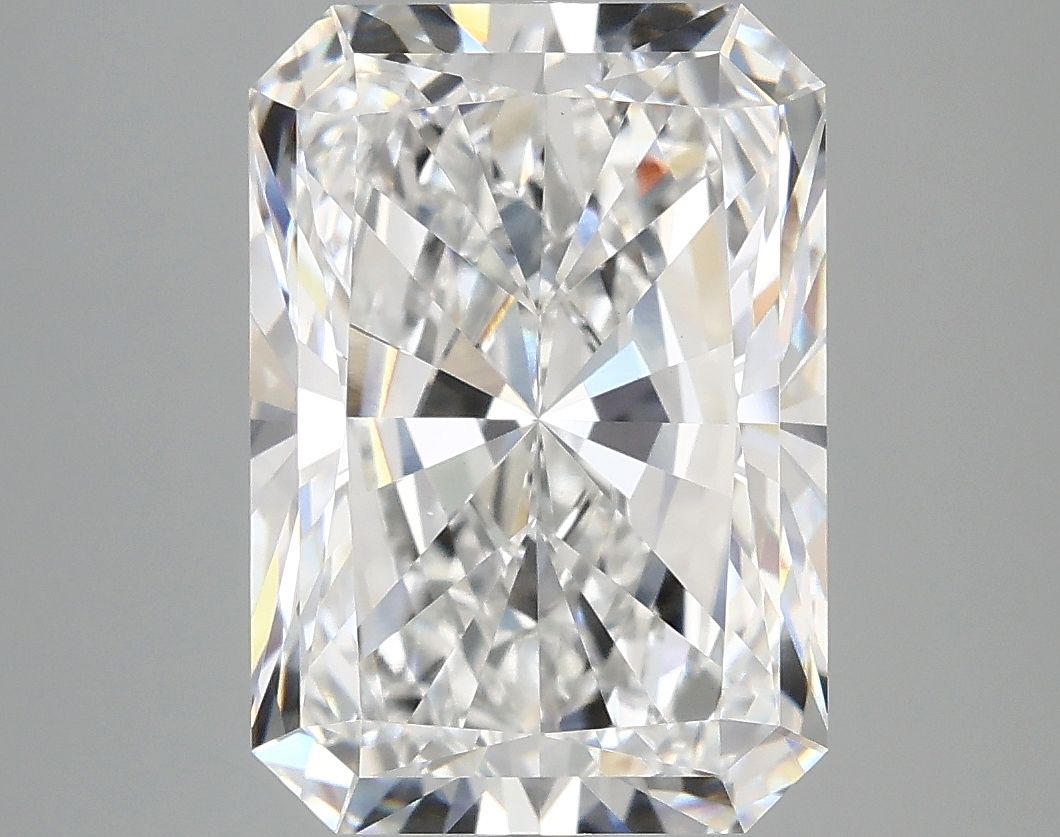 4.92 ct. radiant Lab Grown Diamond front image