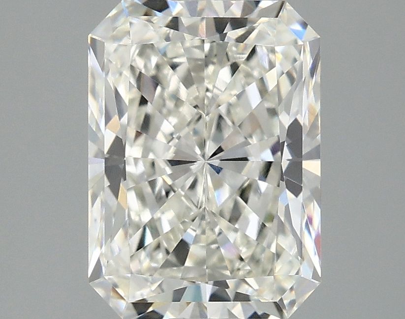 2.63 ct. radiant Lab Grown Diamond front image