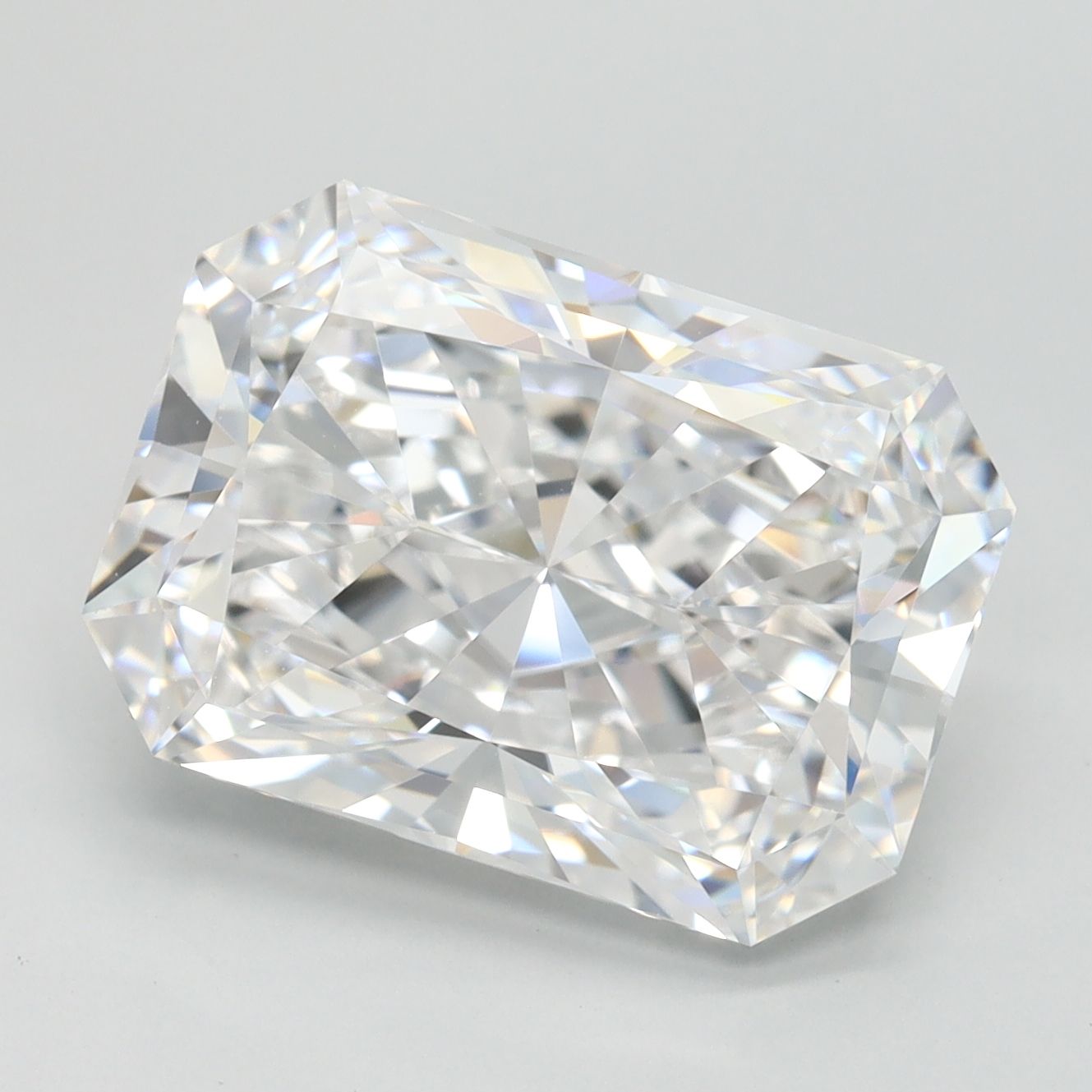 5.22 ct. radiant Lab Grown Diamond front image