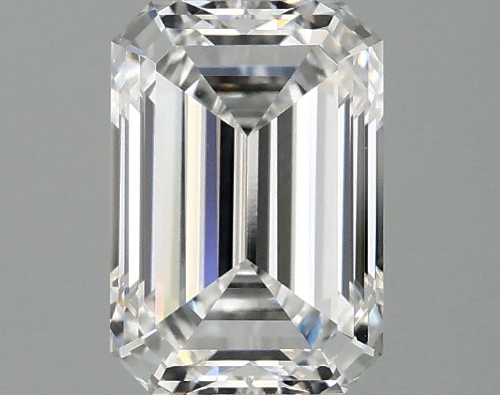 1.94 ct. emerald Lab Grown Diamond front image