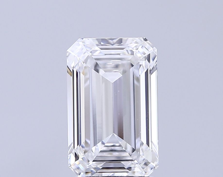 2.51 ct. emerald Lab Grown Diamond front image