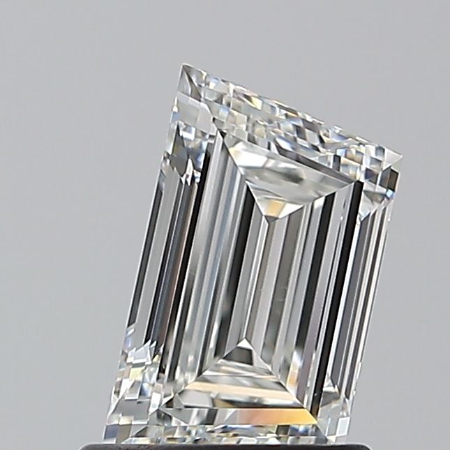 0.9 ct Trapezoid Diamond