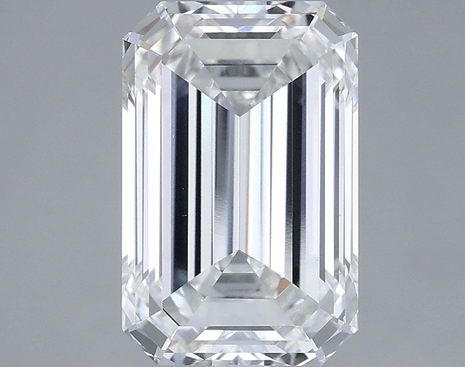 4.04 ct. emerald Lab Grown Diamond front image
