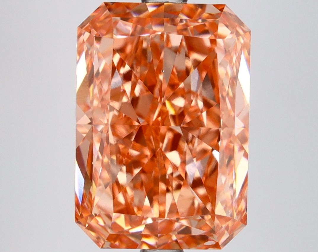 4.96 ct. radiant Lab Grown Diamond front image
