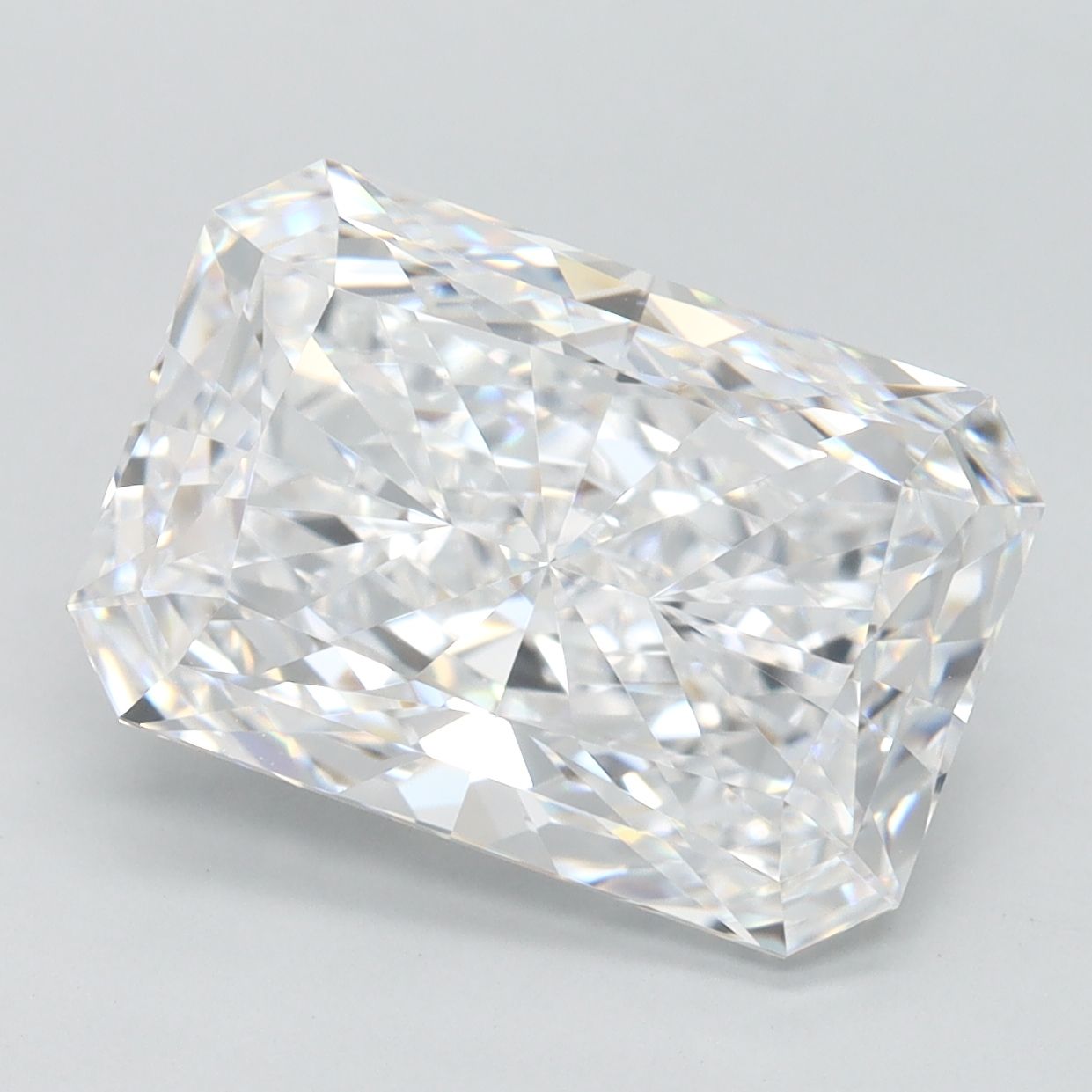 4.41 ct. radiant Lab Grown Diamond front image