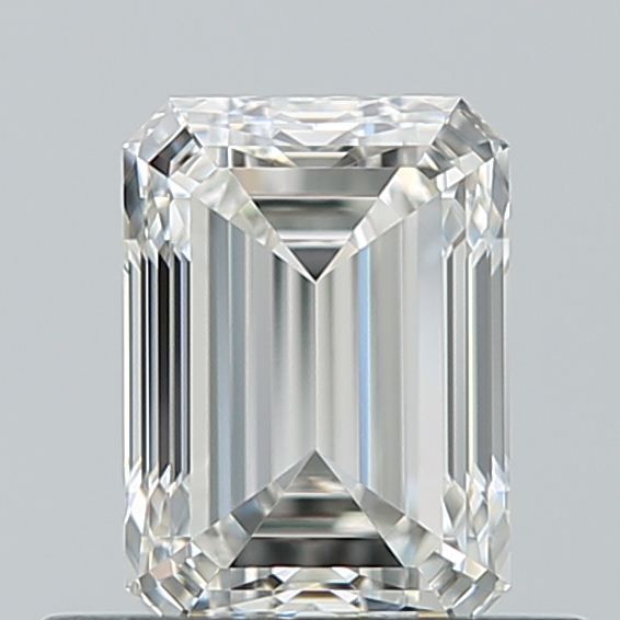 0.70 ct Emerald diamond