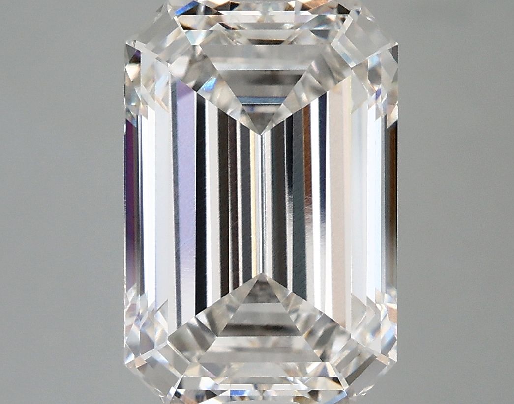 5.60 ct. emerald Lab Grown Diamond front image