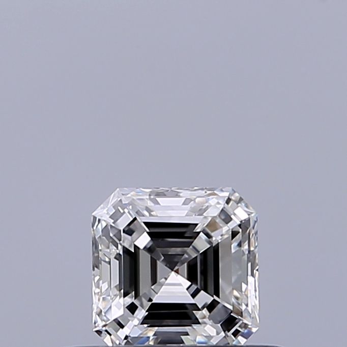 0.3 ct Square emerald Diamond