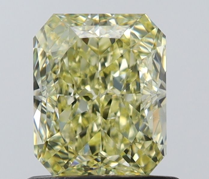 1.01 ct Radiant diamond