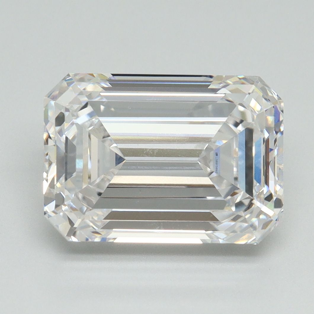 4.28 ct. emerald Lab Grown Diamond front image