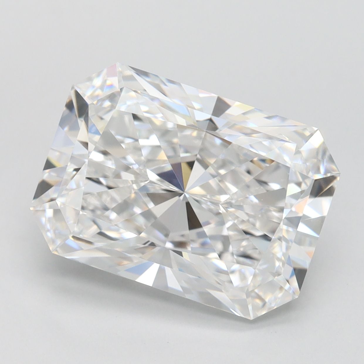 4.46 ct. radiant Lab Grown Diamond front image