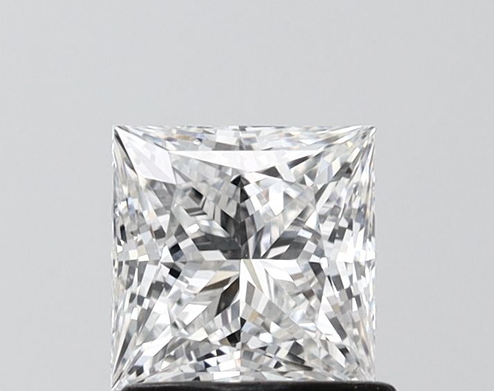 1.06 ct. princess Lab Grown Diamond front image