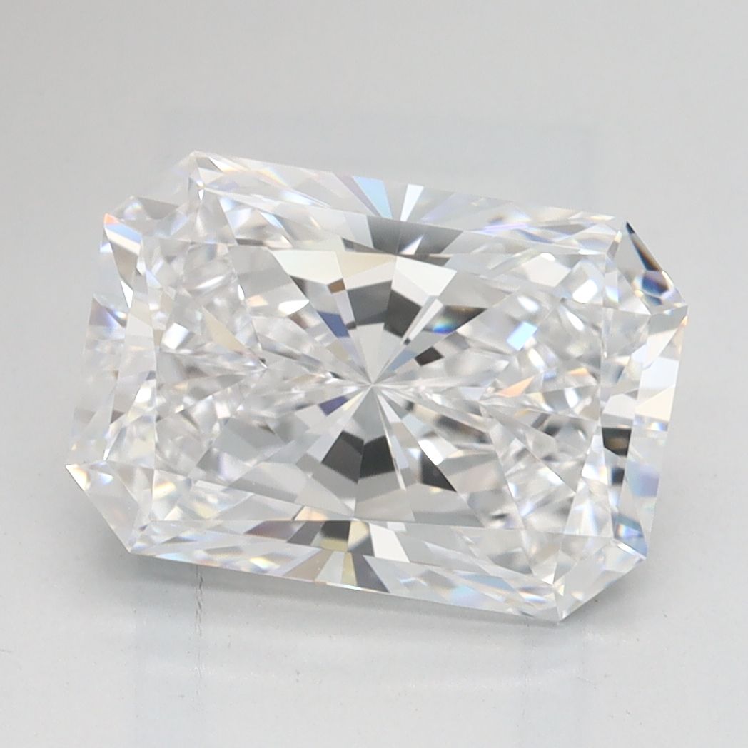 2.57 ct. radiant Lab Grown Diamond front image