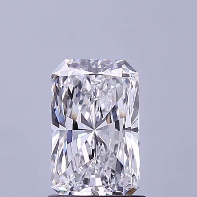 1.34 ct lab-grown Radiant Diamond