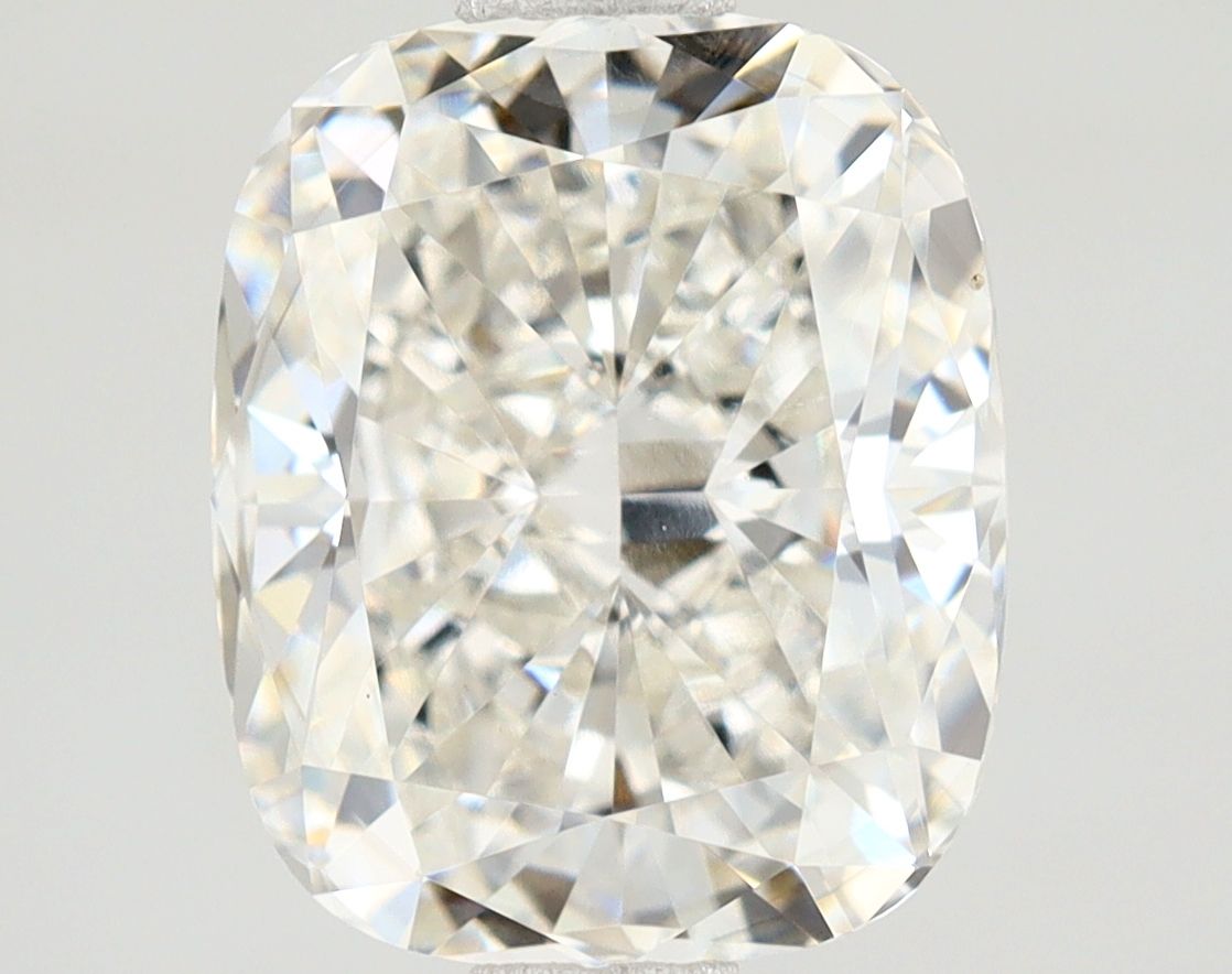 2.10 ct Cushion Brilliant diamond