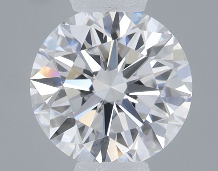 0.5 ct lab-grown Round Diamond
