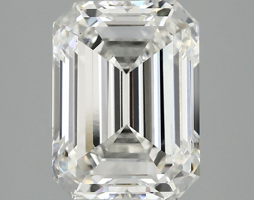 3.06 ct Emerald diamond