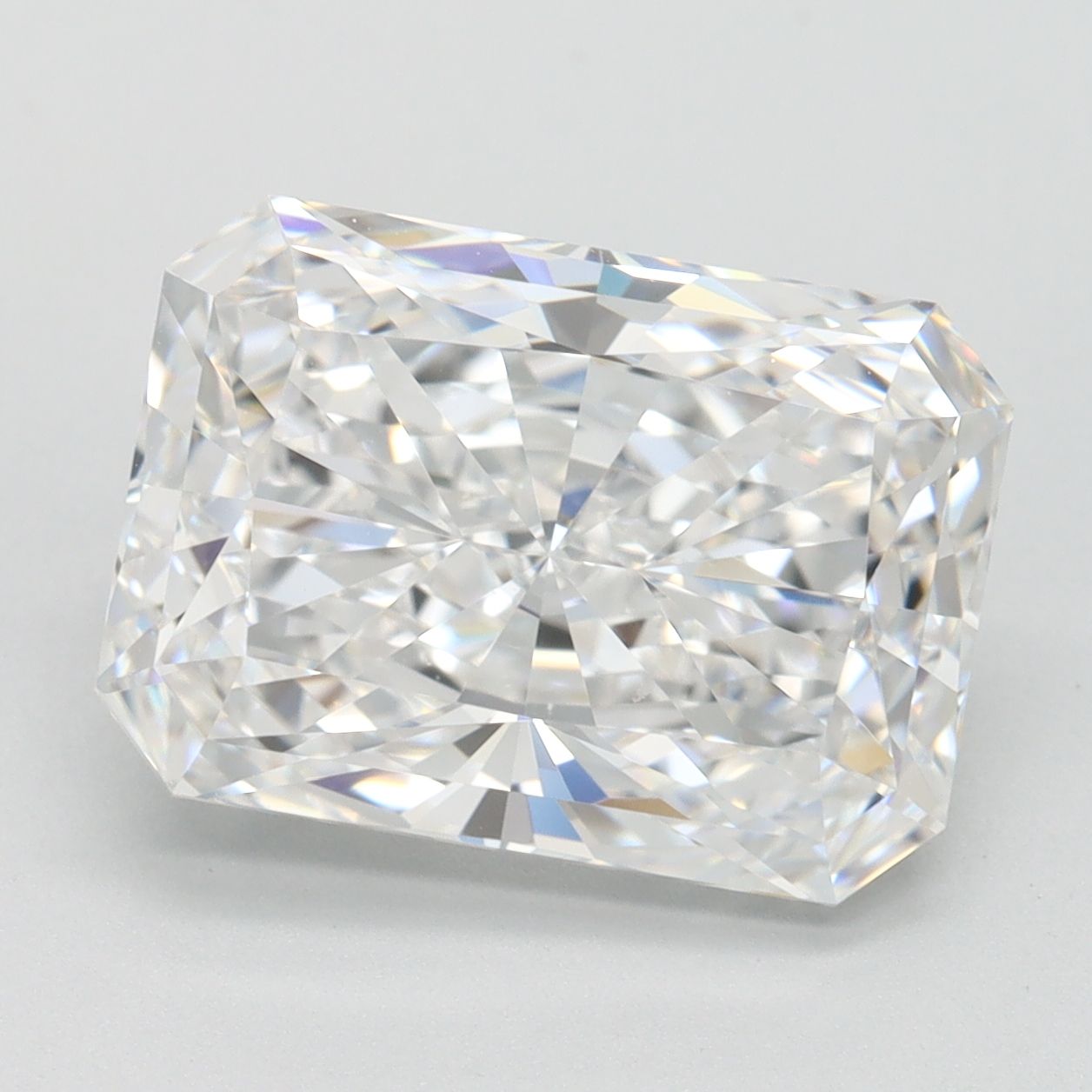 4.55 ct. radiant Lab Grown Diamond front image