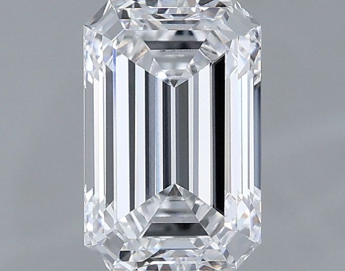 1.54 ct. emerald Lab Grown Diamond front image