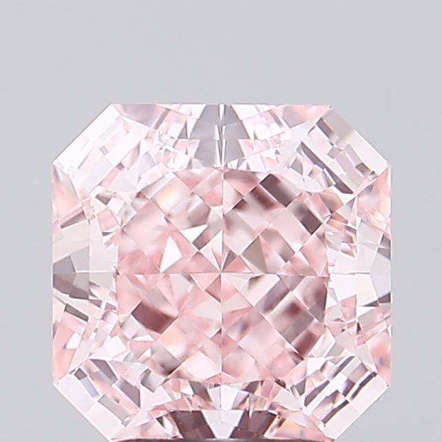 3.35 ct Square Radiant diamond
