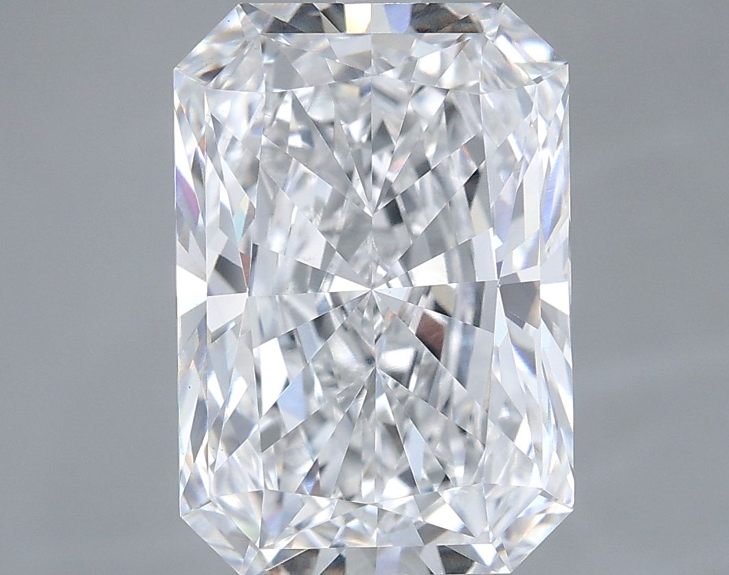 5.52 ct. radiant Lab Grown Diamond front image