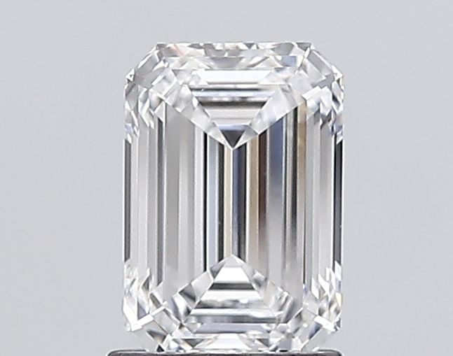 1.57 ct. emerald Lab Grown Diamond front image