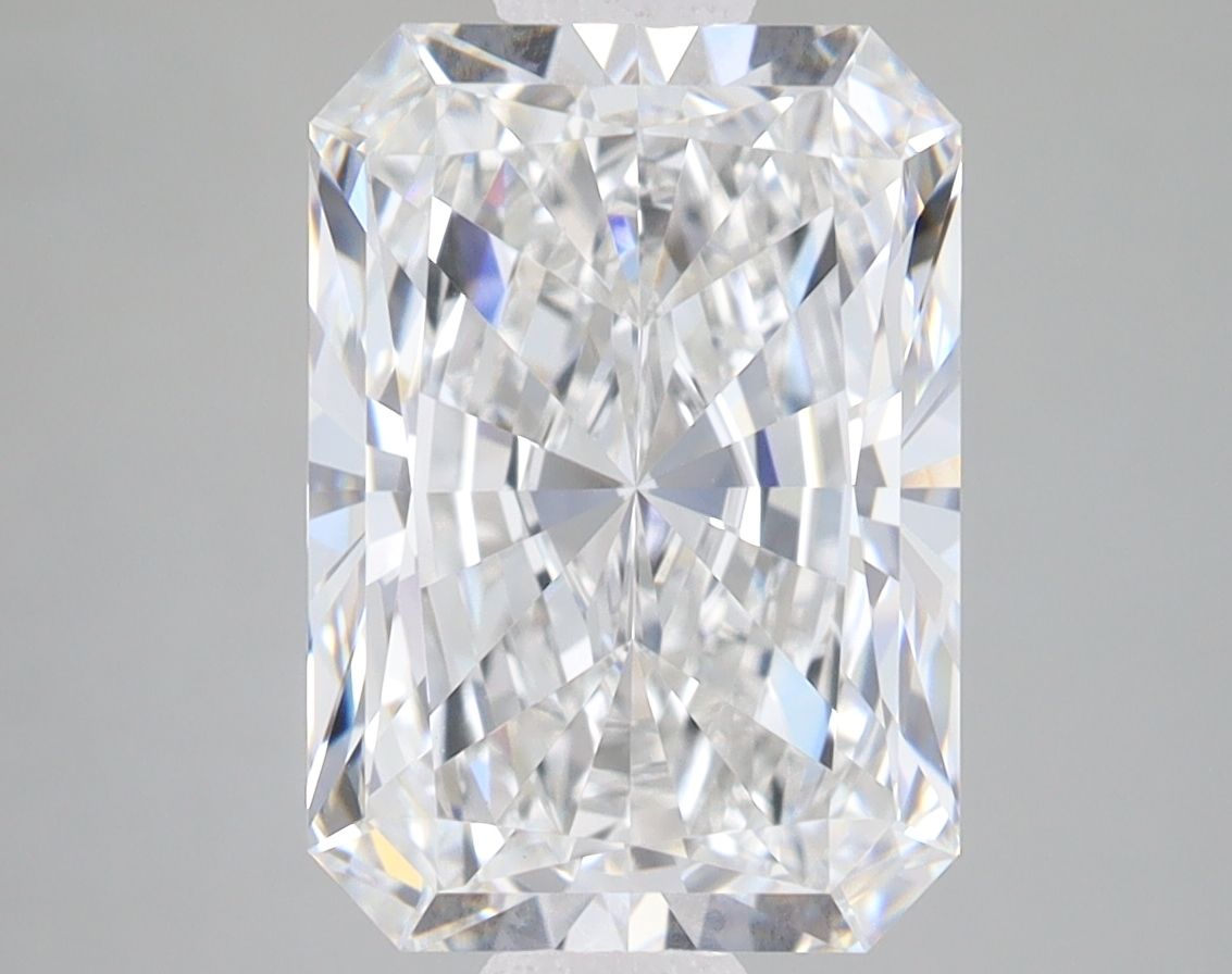 4.10 ct. radiant Lab Grown Diamond front image