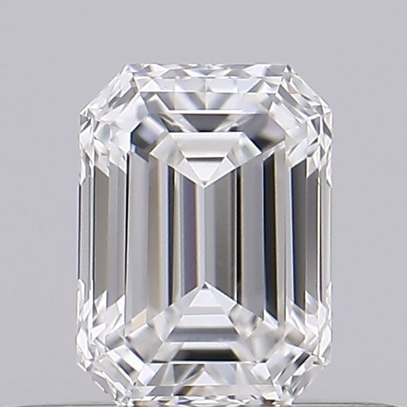 0.40 ct Emerald diamond